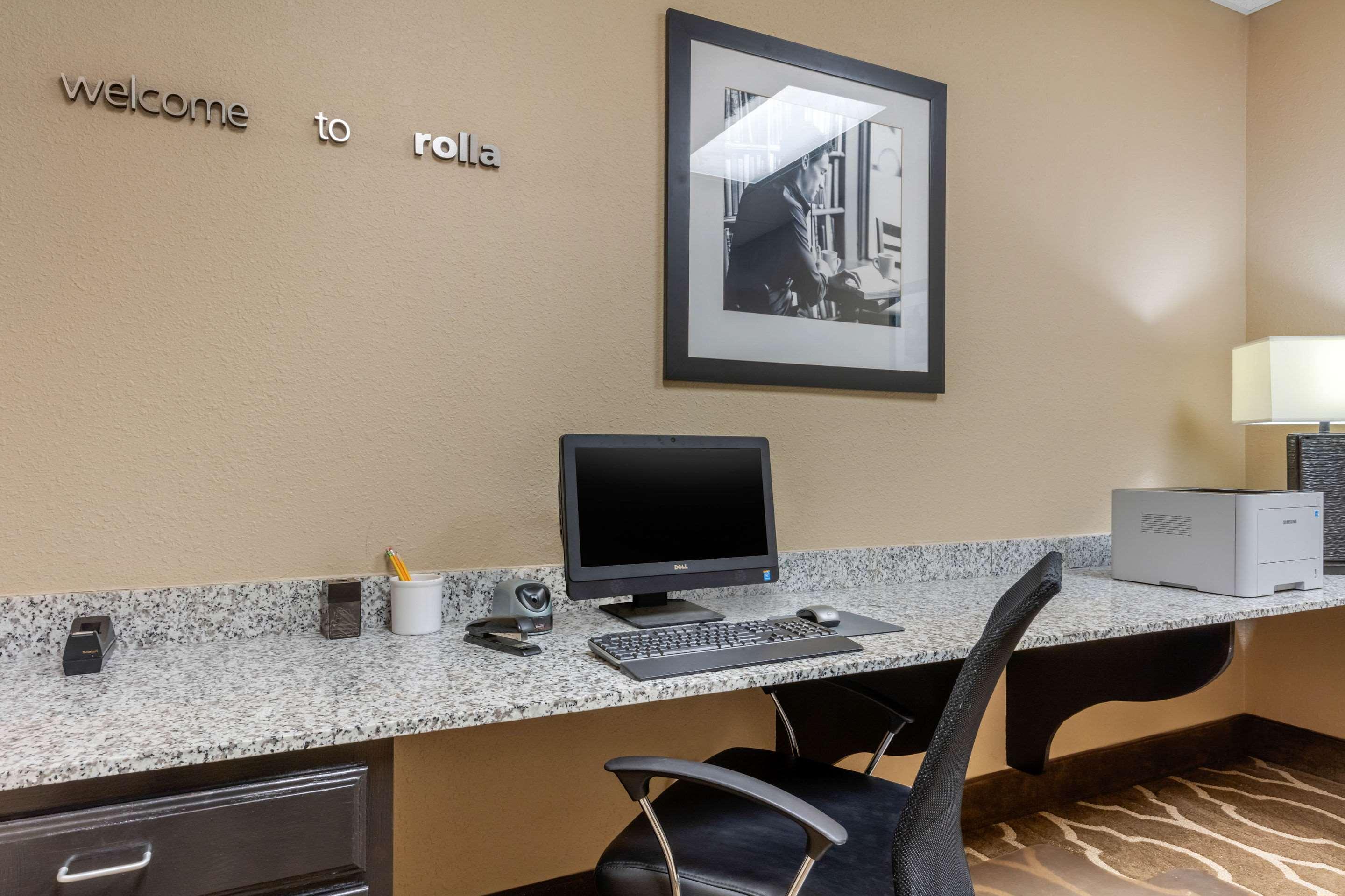 Comfort Suites Ролла Экстерьер фото