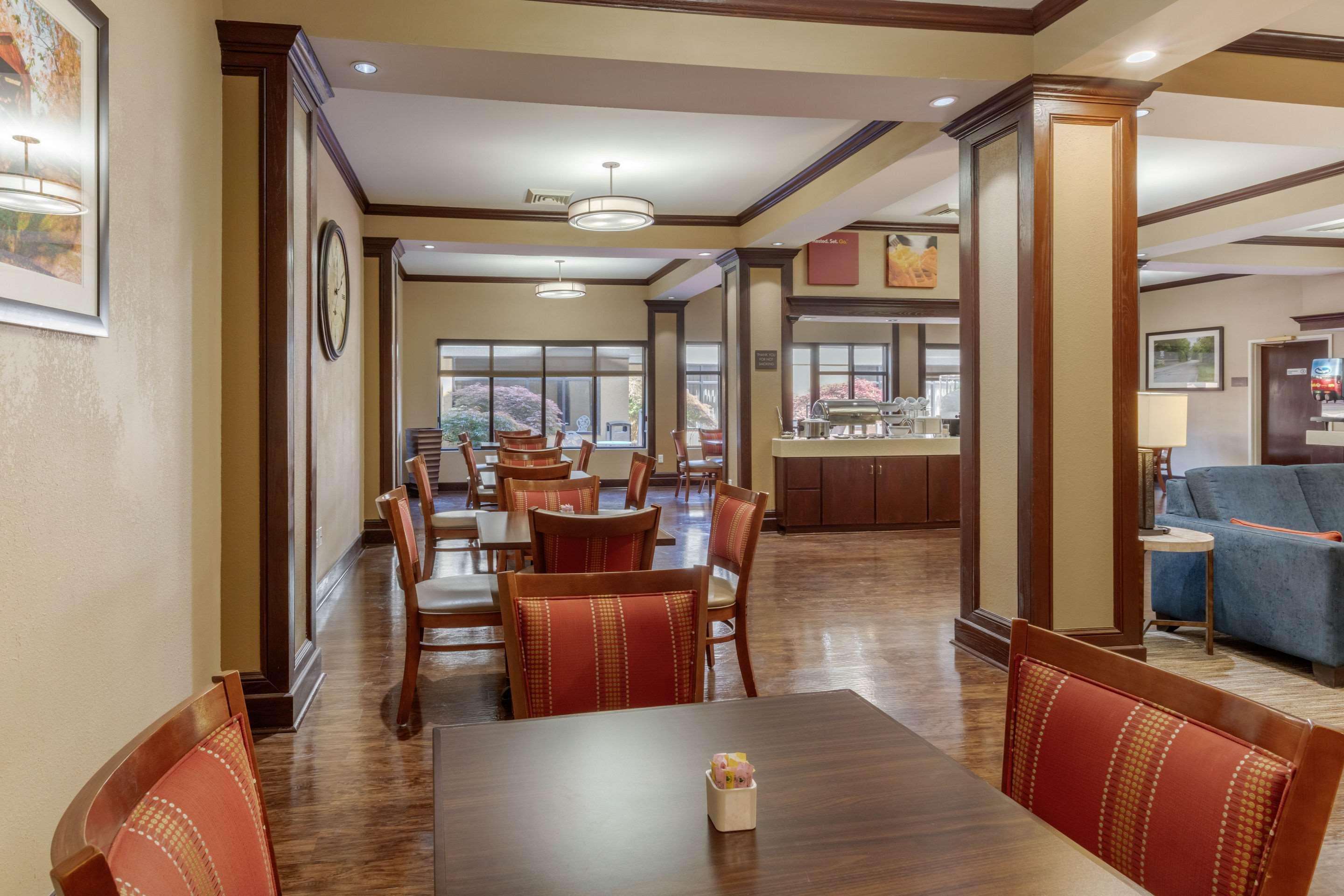 Comfort Suites Ролла Экстерьер фото