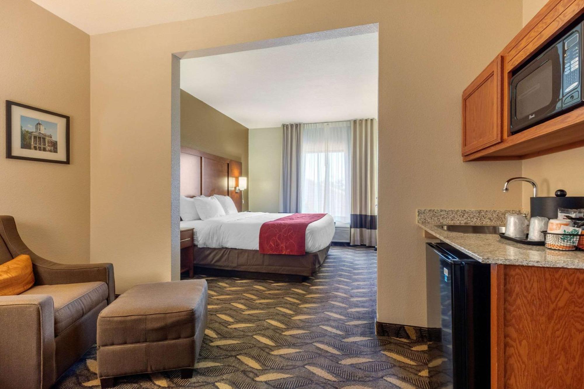 Comfort Suites Ролла Экстерьер фото
