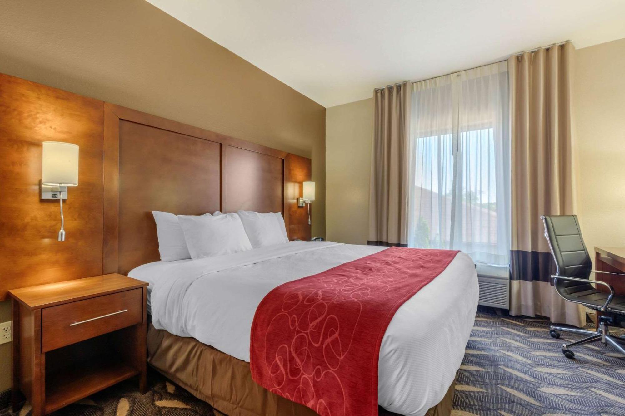 Comfort Suites Ролла Экстерьер фото